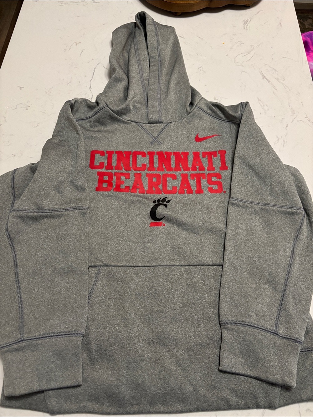 Nike Gray Cincinnati Bearcats Hoodie with Red Logo